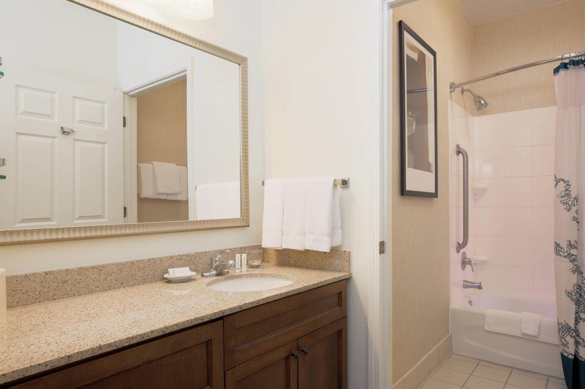 Residence Inn Chico Zewnętrze zdjęcie